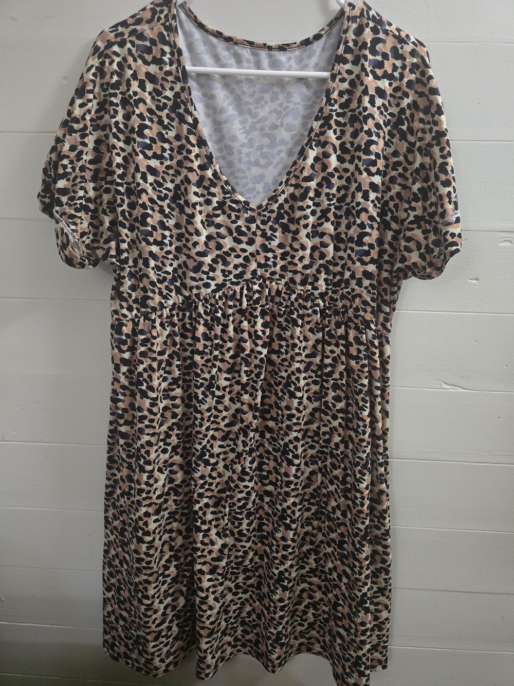 Leopard Print V-Neck Mini Dress - Beige/Black